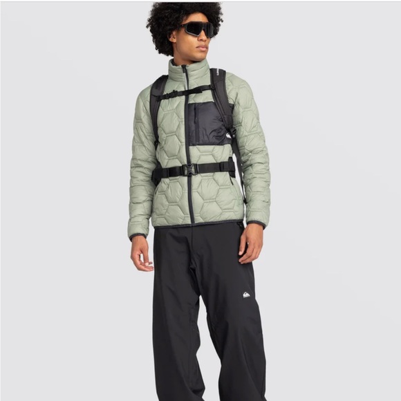 NWT Quicksilver Men’s Fuse Technical Insulator Modern Fit Jacket Size Large - Picture 1 of 5